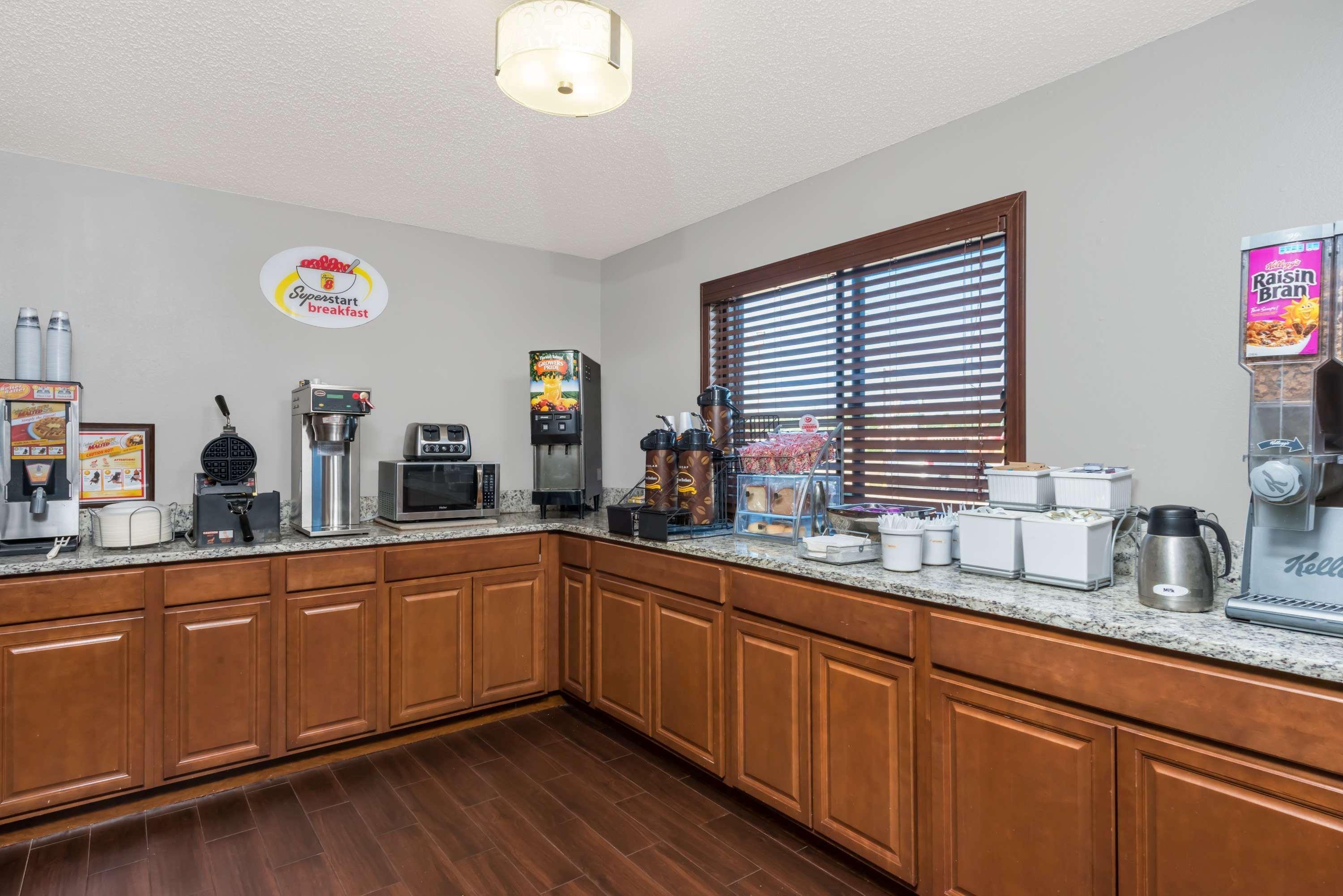 Super 8 By Wyndham West Plains Motel Luaran gambar
