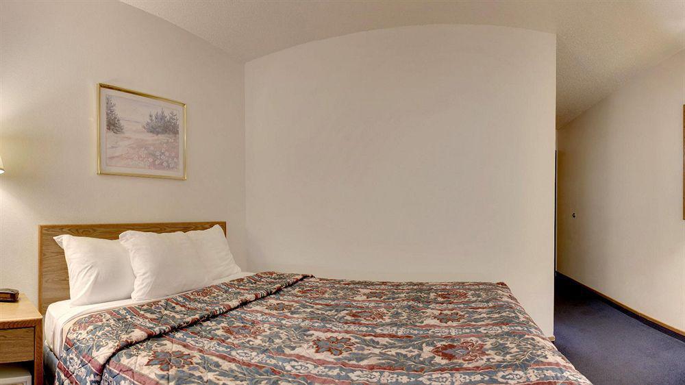 Super 8 By Wyndham West Plains Motel Luaran gambar